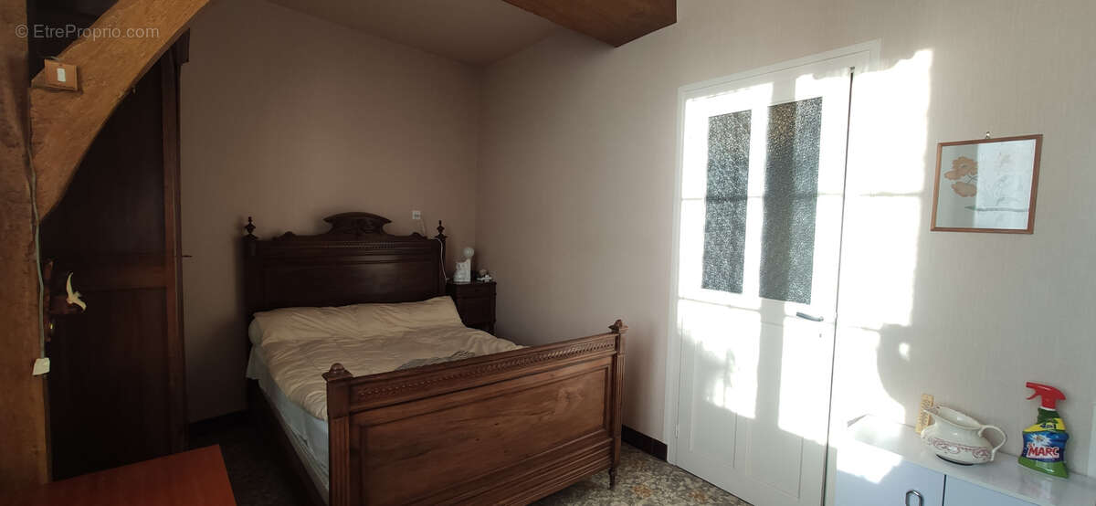 Appartement à SAINT-LAURENT-NOUAN