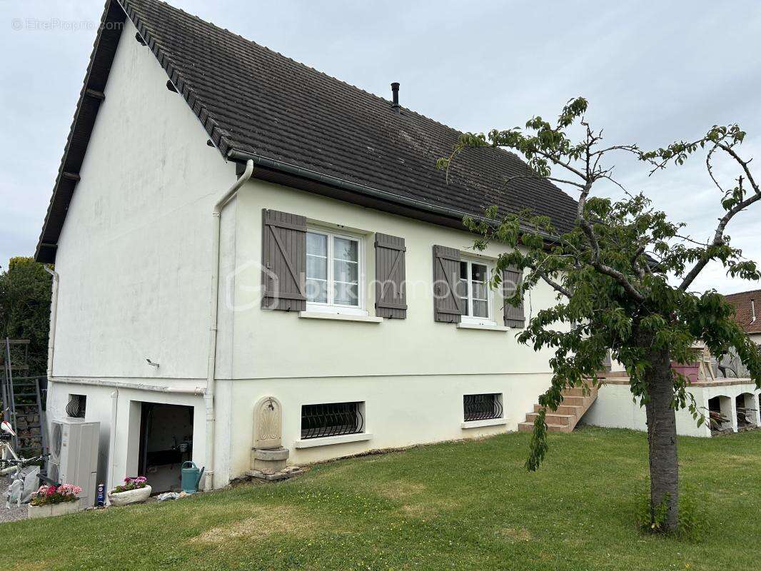 Maison à WAVIGNIES