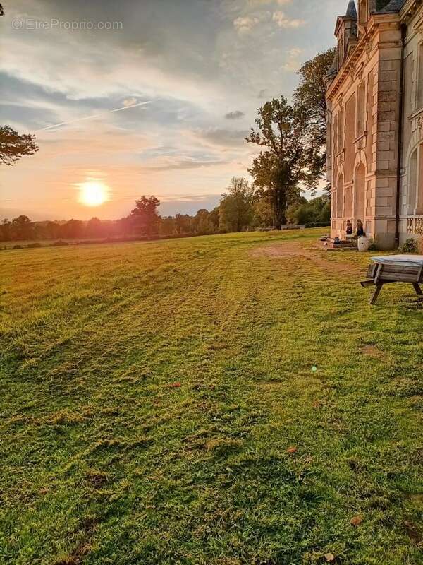 Maison à MONTRAVERS