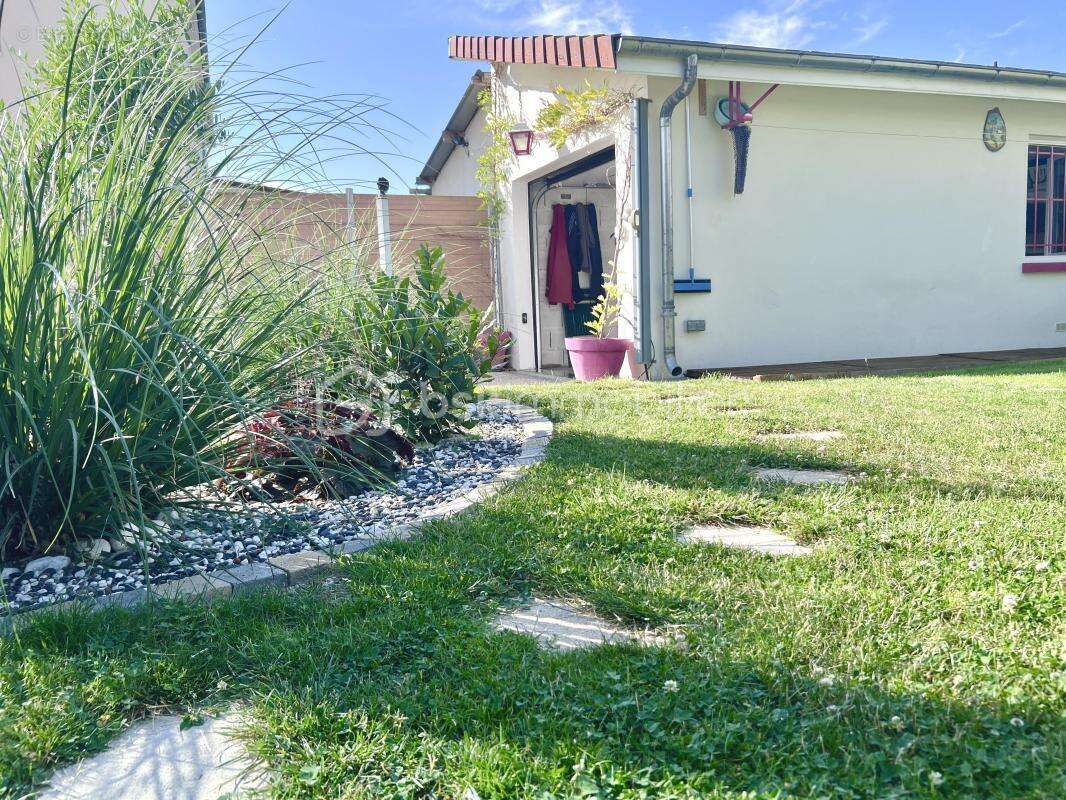 Maison à LES NOES-PRES-TROYES