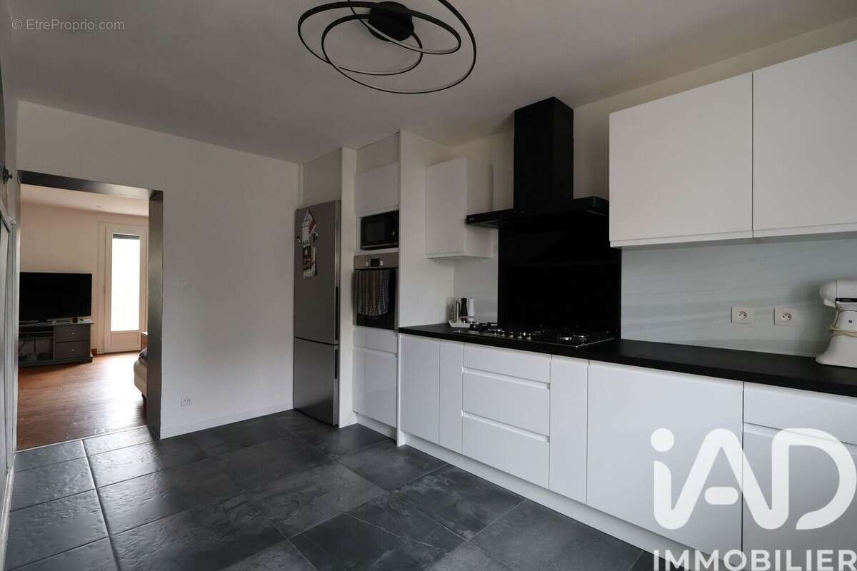 Photo 4 - Maison à SAINT-YORRE