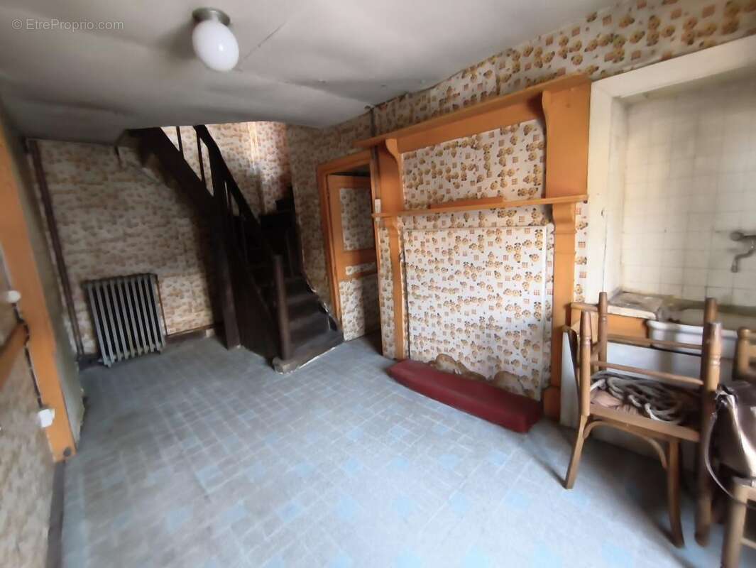 Maison 89 m² à Ceauce  - photo 2