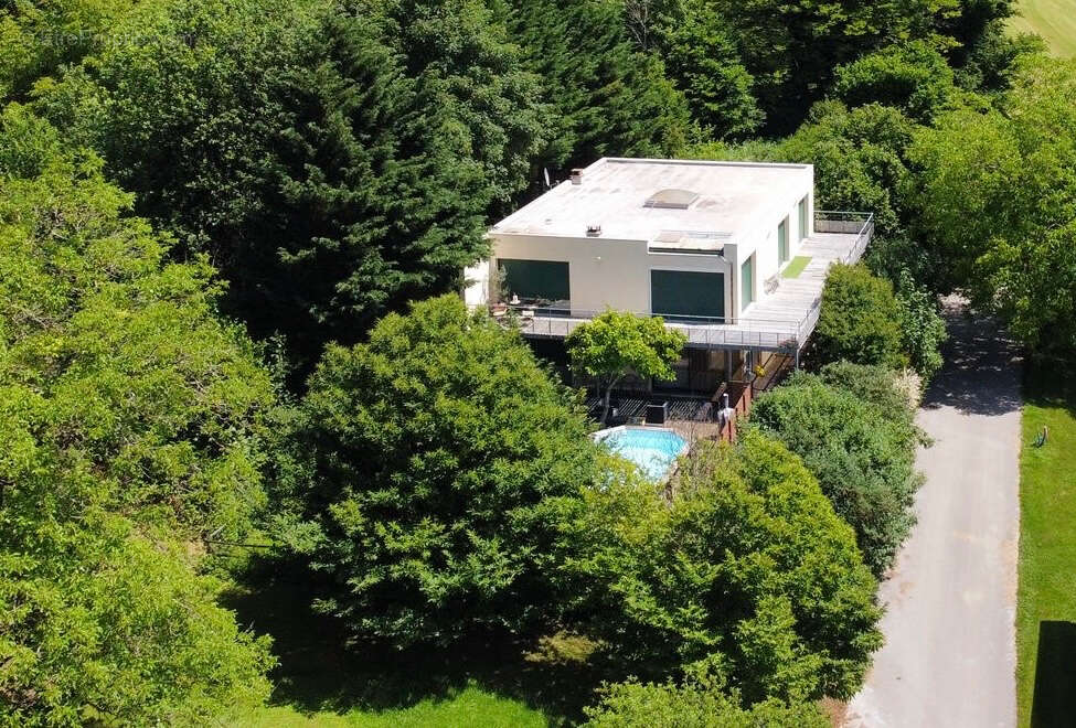 Maison à BAUME-LES-DAMES