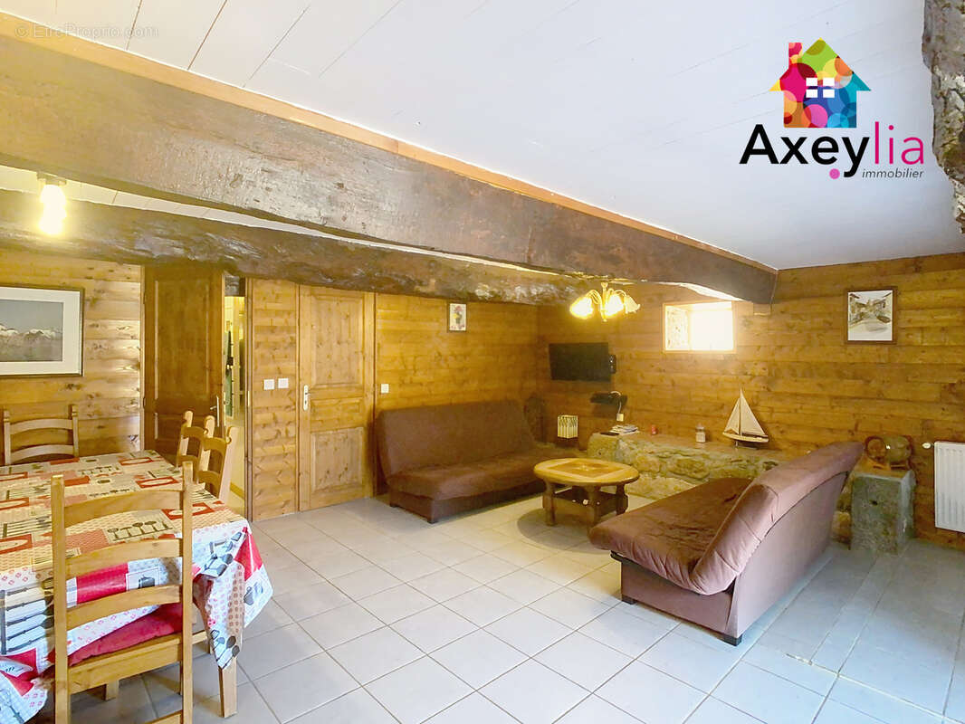 Maison à SAINT-MARTIN-D&#039;ESTREAUX