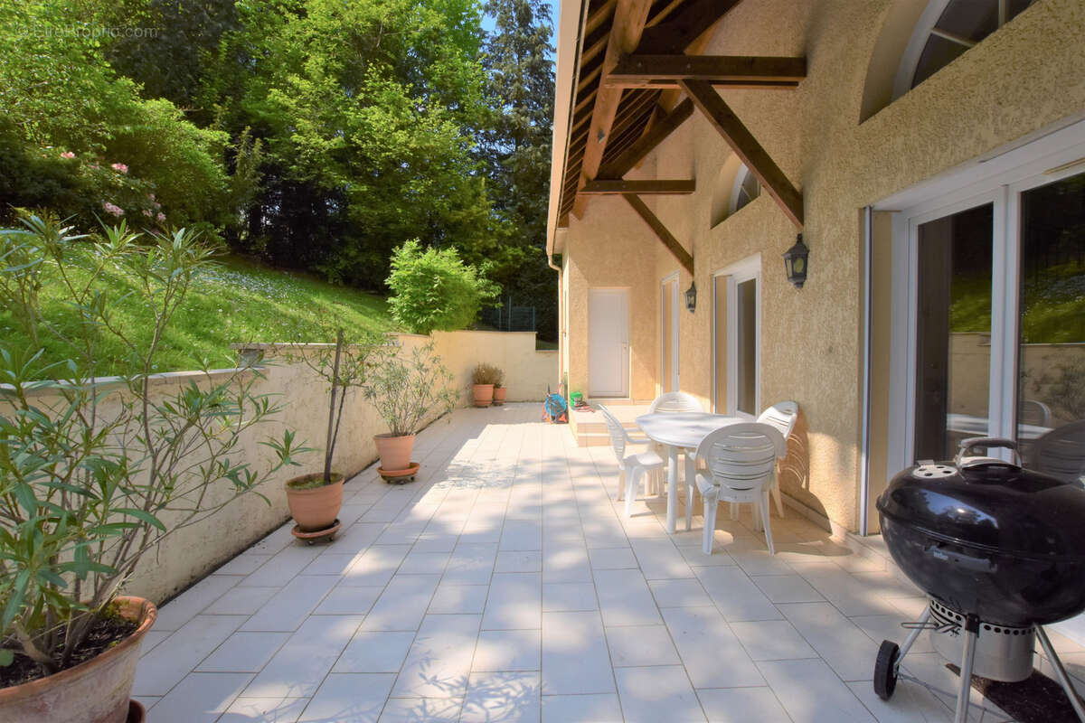 Maison à LEVIS-SAINT-NOM