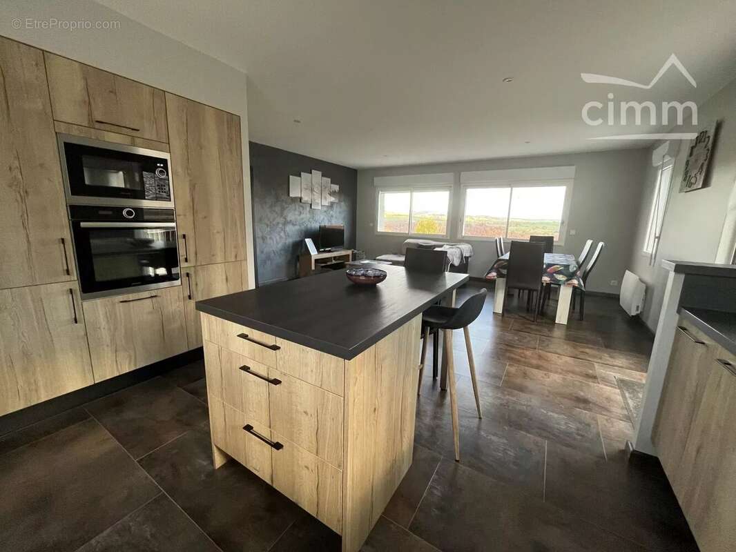 Ensemble immobilier au cœur de l'Aubrac - photo 40