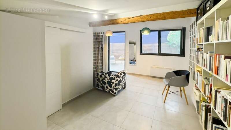 Appartement à SAINT-JEAN-DE-VEDAS