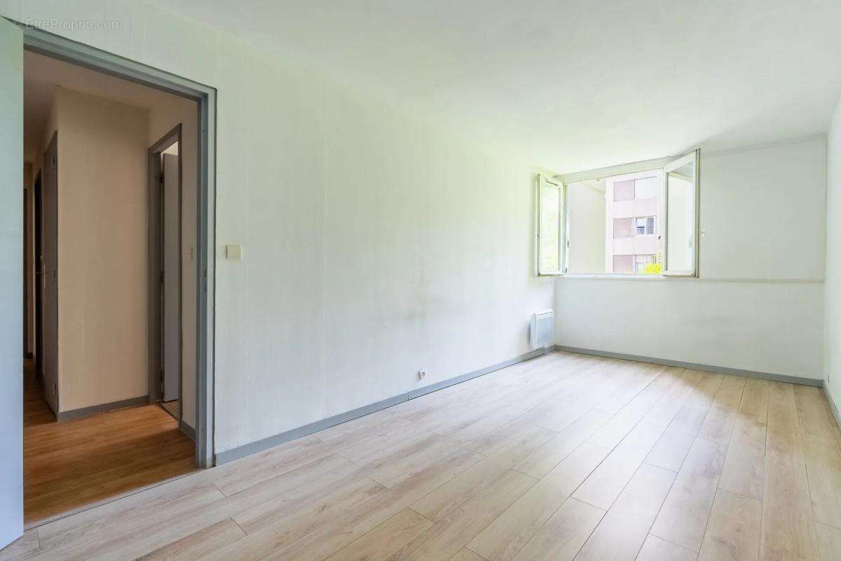 Appartement à MONTREUIL