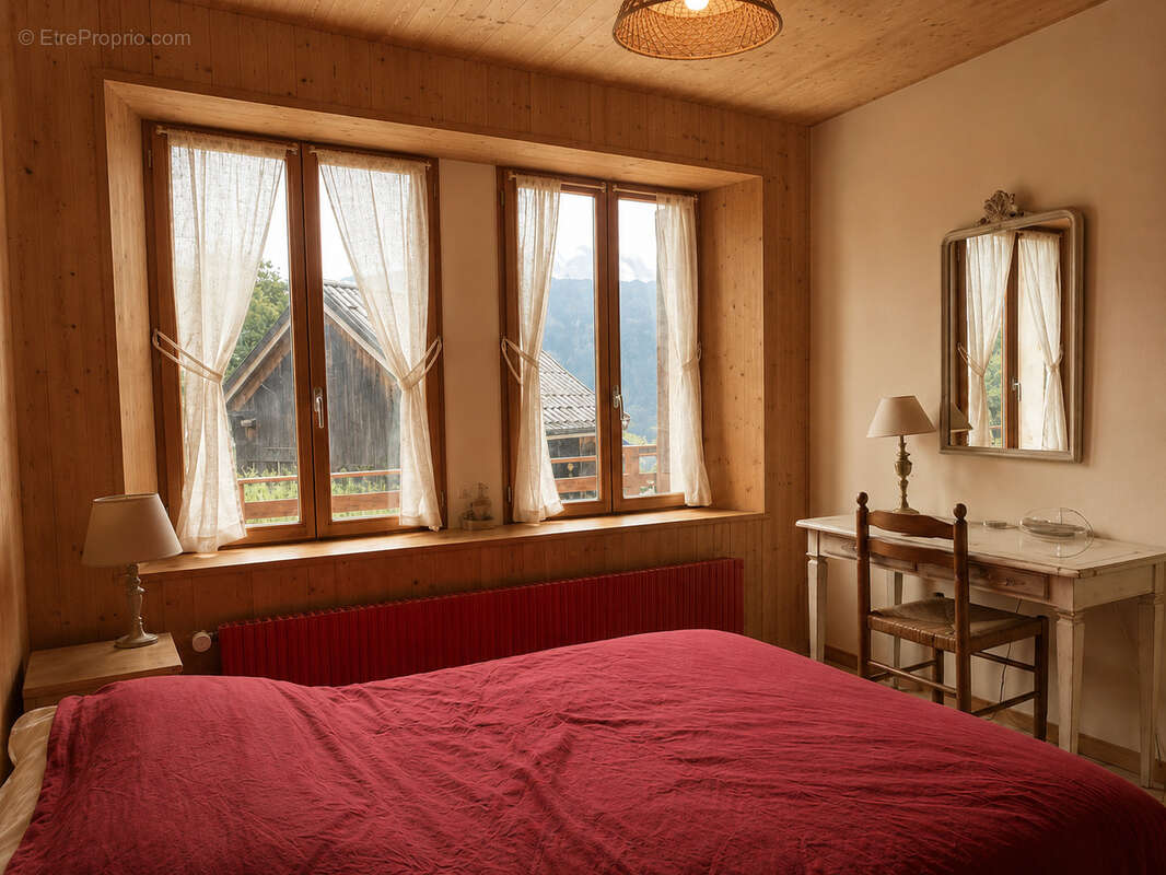 Maison à UGINE