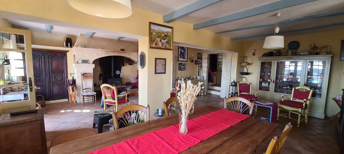 Maison à UZES