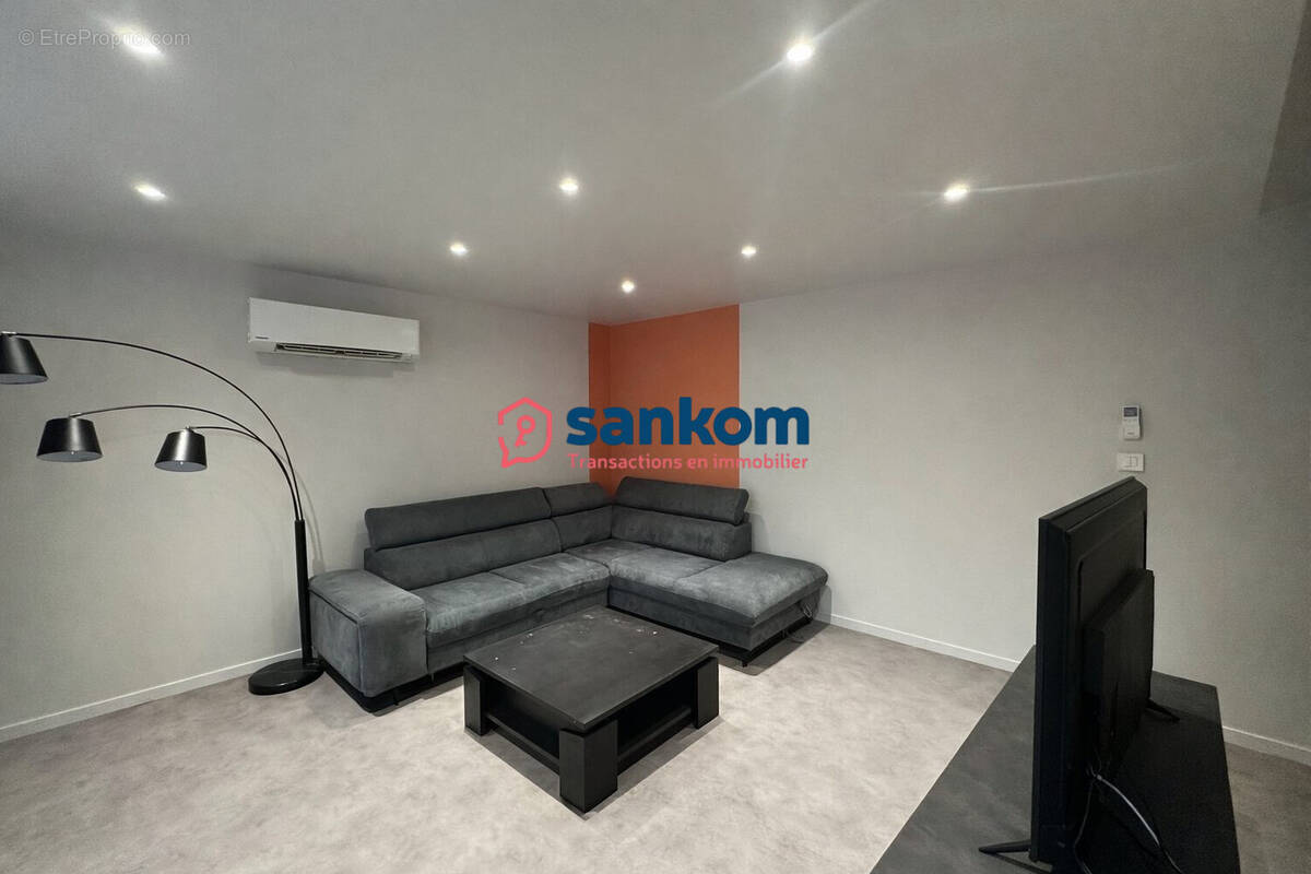 Maison 85 m² à Brives-Charensac  - photo 1