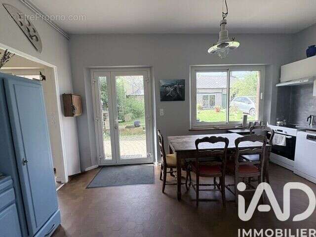 Maison 165 m² à Quittebeuf  - photo 4