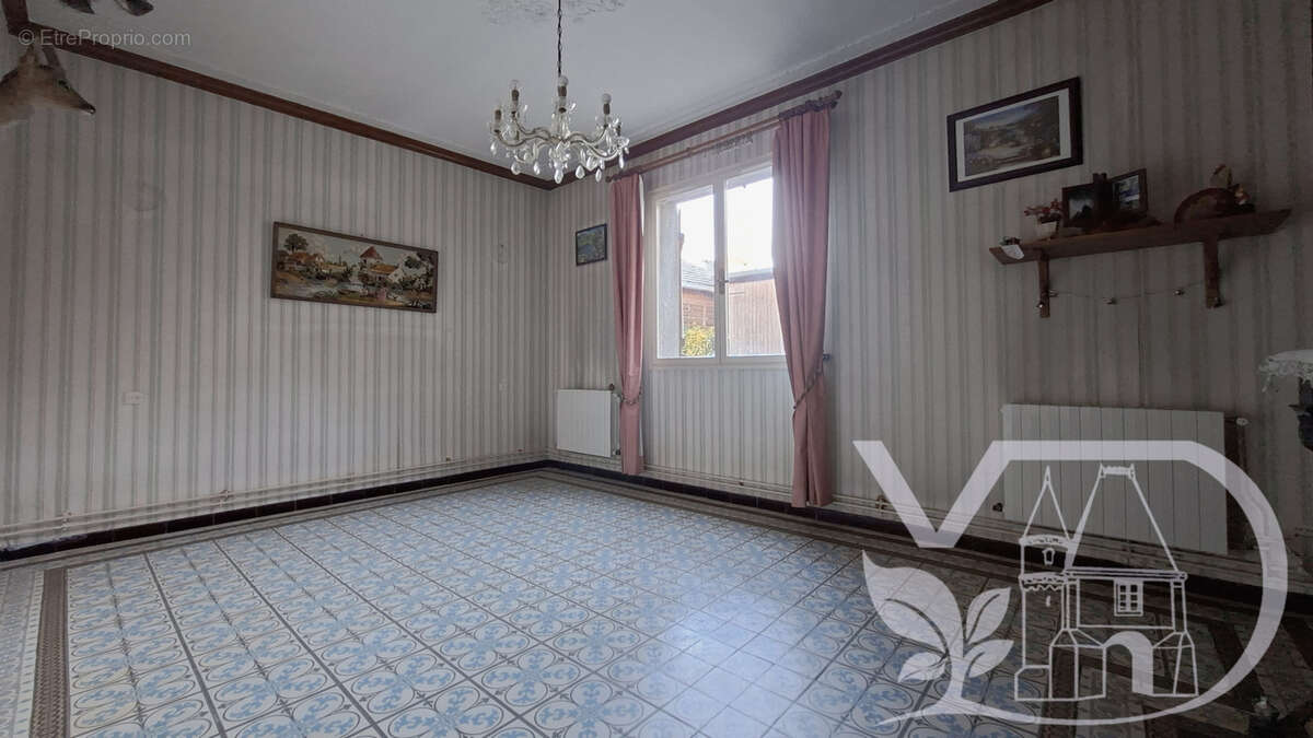 Maison de ville a proximite des commerces de bresles - photo 3