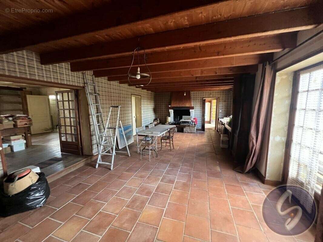 Maison à SAIVRES