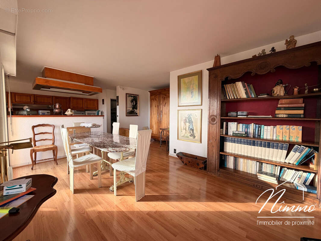 Appartement à NIMES