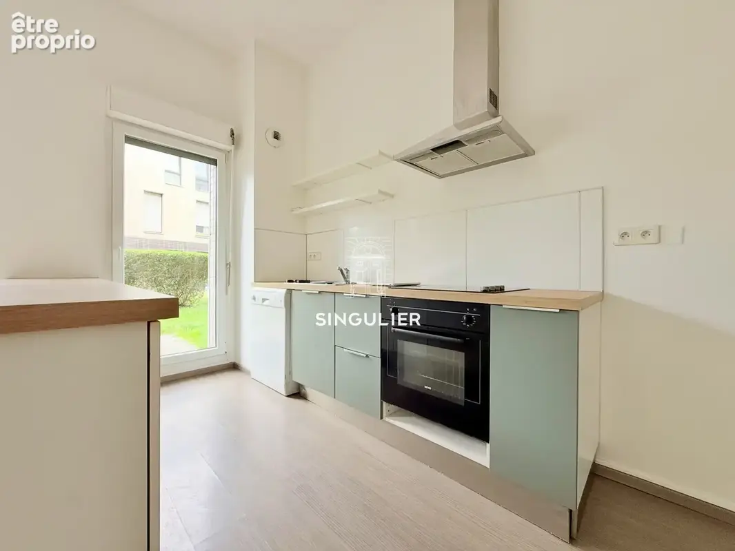 LILLE - Appartement familial récent 3 chambres avec jardin de 100 m2   Terrasse   Résidence sécurisée - photo 3