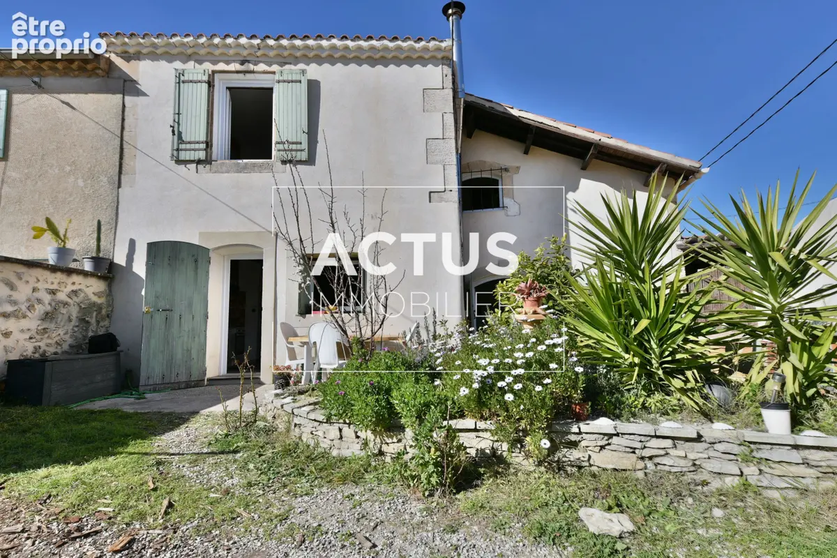 Maison 84 m² à Mouries  - photo 1