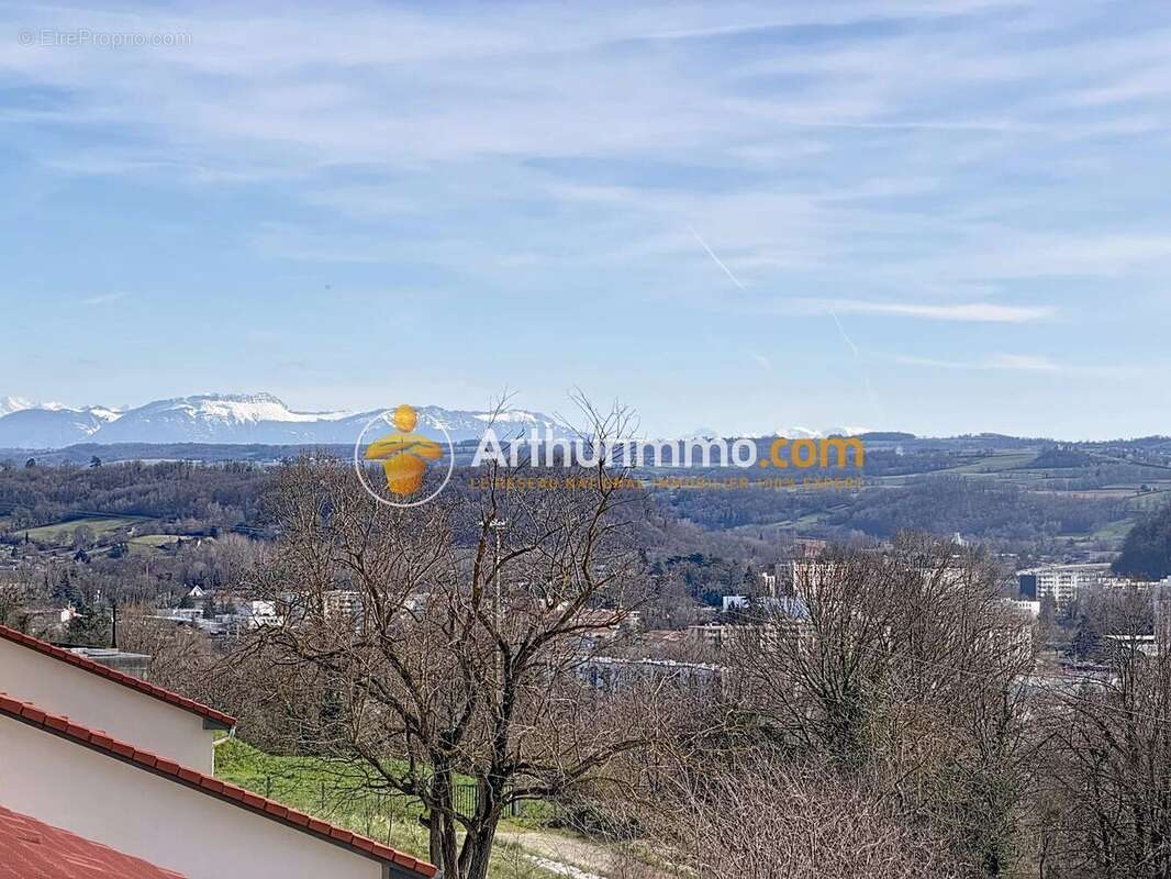 Appartement à BOURGOIN-JALLIEU