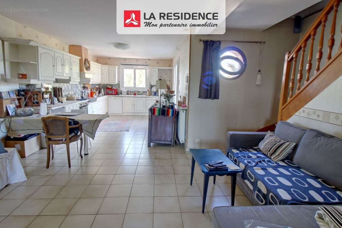 Maison 181 m² à Conflans-Sainte-Honorine  - photo 4