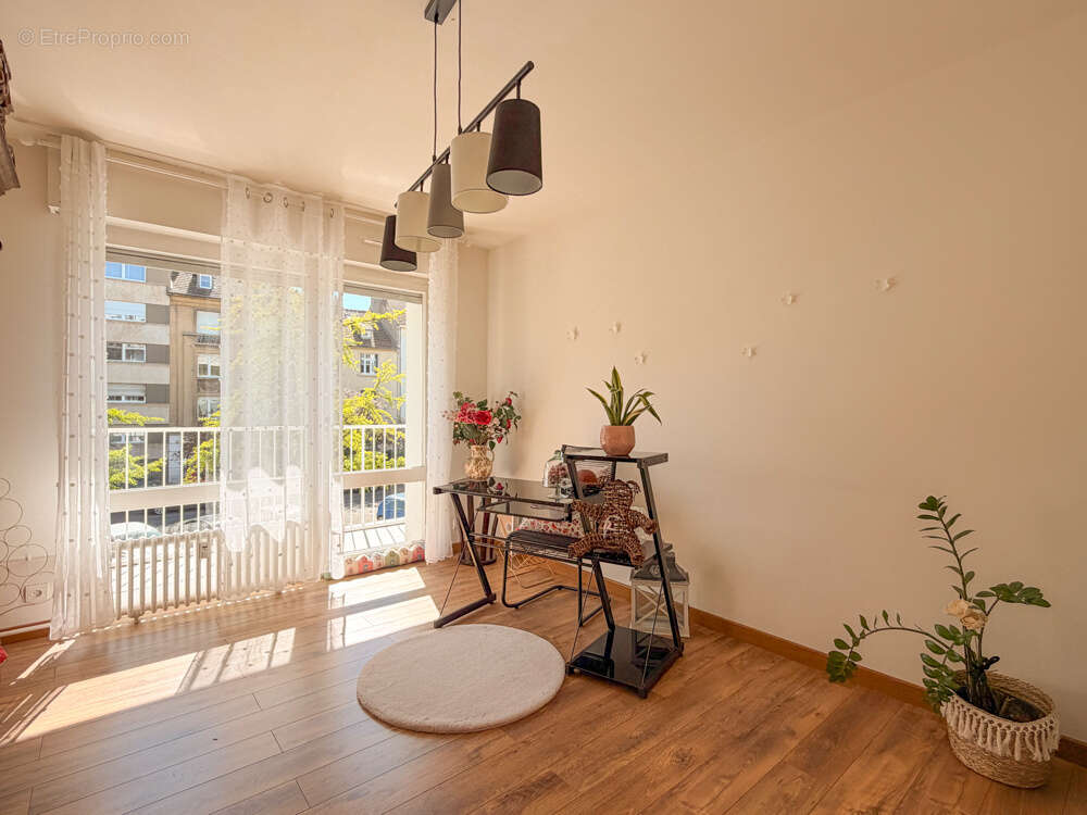 Appartement à LONGEVILLE-LES-METZ