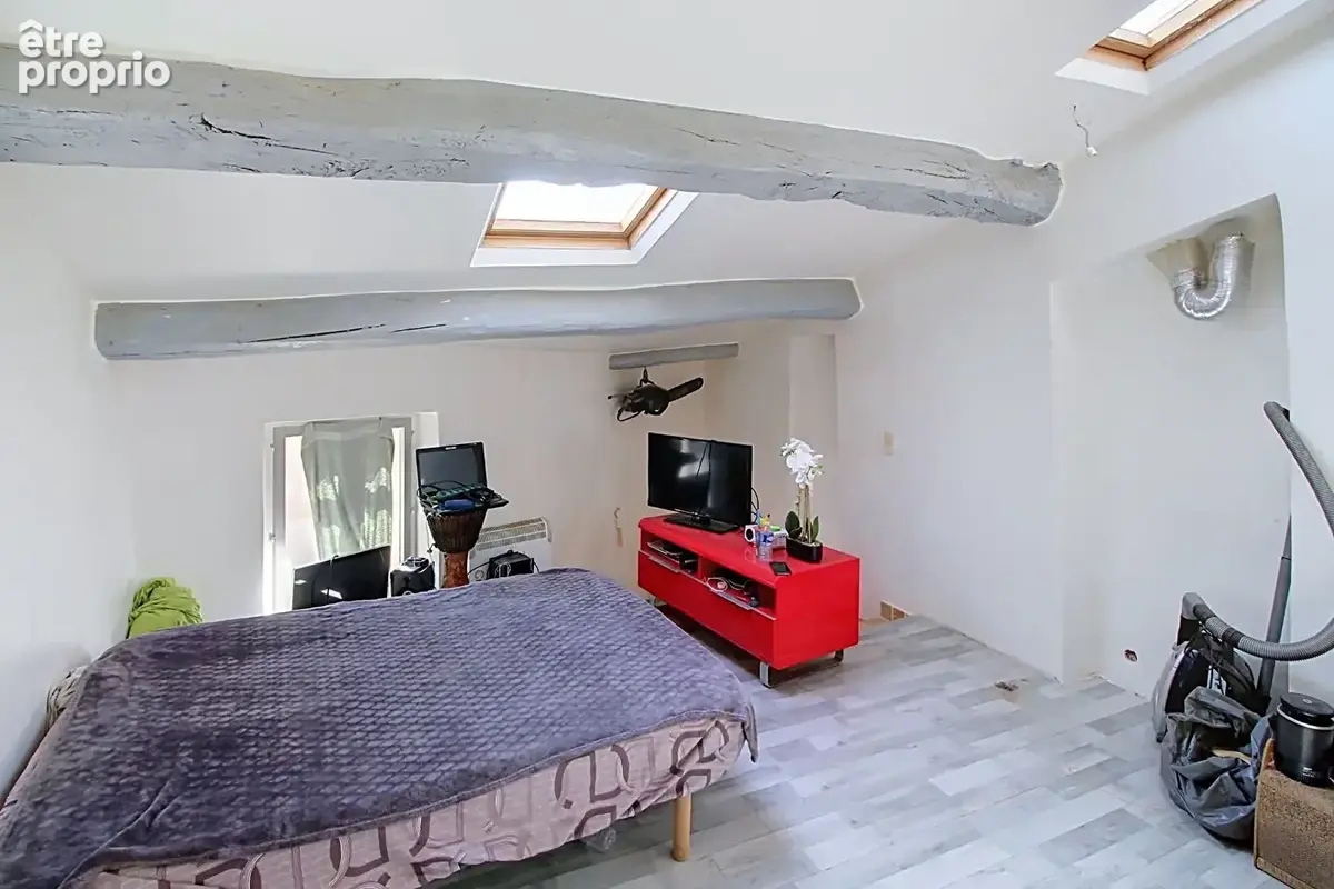 A VENDRE EN EXCLUSIVITE ! Lots de 2 Maisons de village à Lorgues, environ 100 m² sur 2 logements ! - photo 6