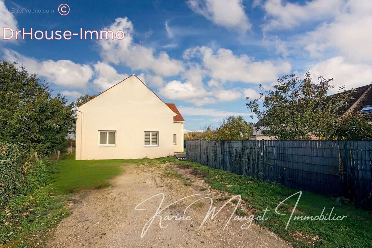 Maison à ROZAY-EN-BRIE