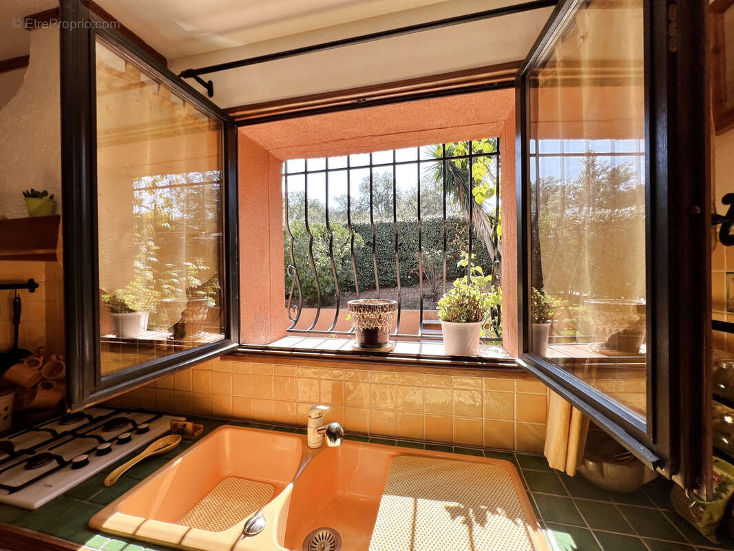 Maison à BORMES-LES-MIMOSAS