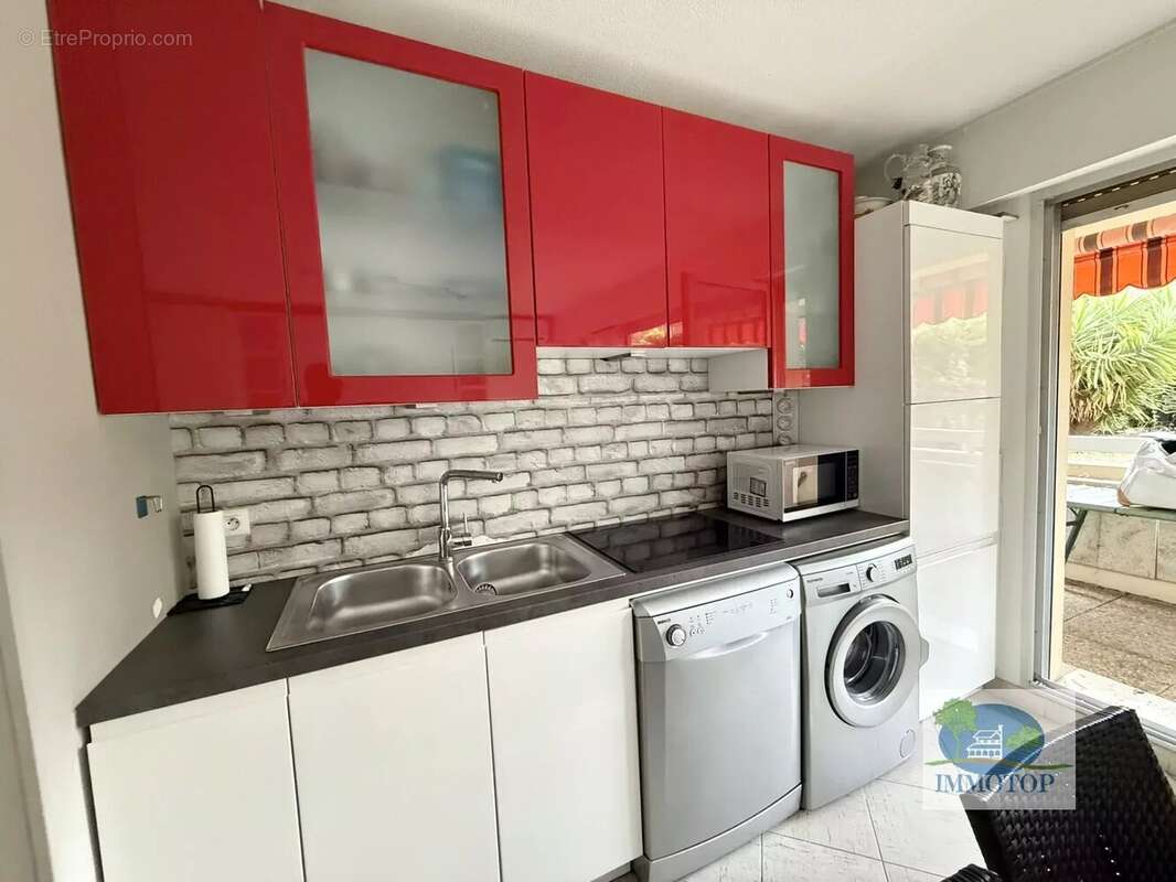 Appartement à ROQUEBRUNE-CAP-MARTIN