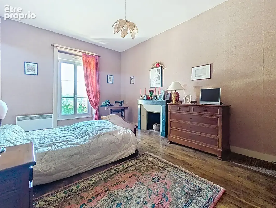 Maison en pierre 7 pièces à vendre - Saint-Aubin-d'Aubigné centre - photo 11