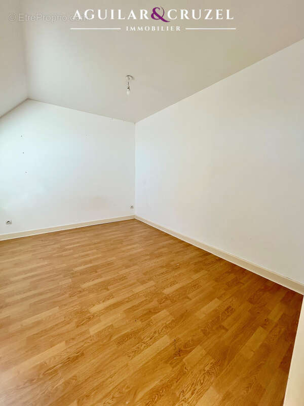 Maison à LA CHAPELLE-SAINT-URSIN