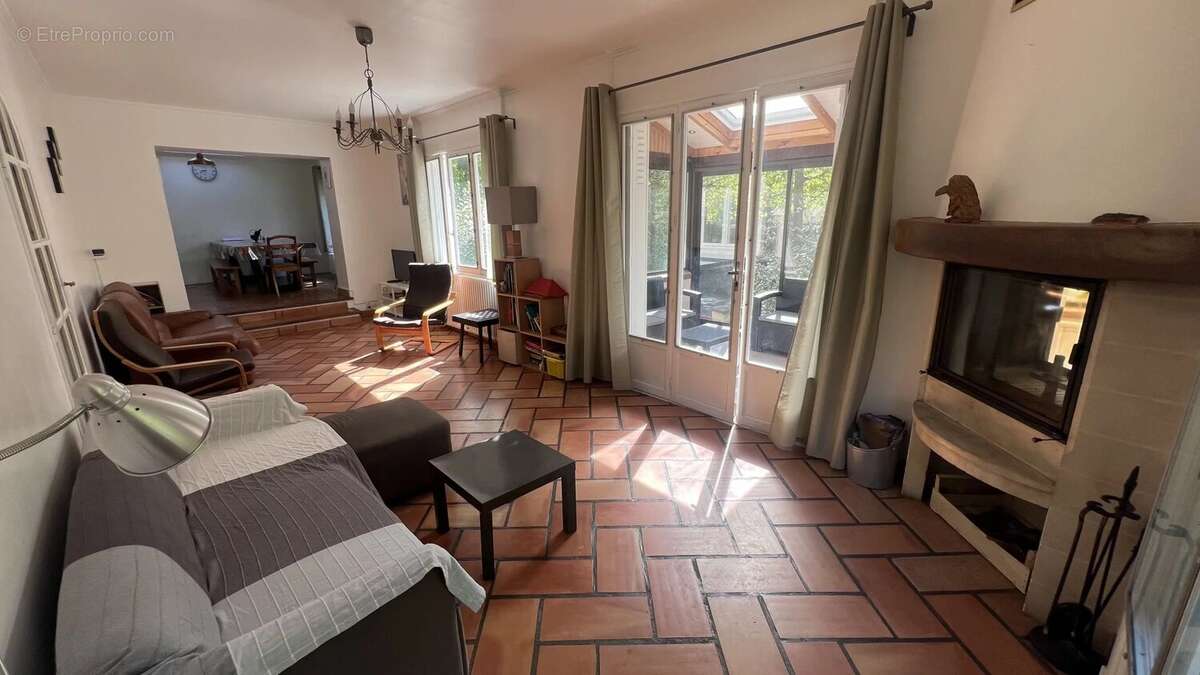Maison à NOISY-SUR-ECOLE