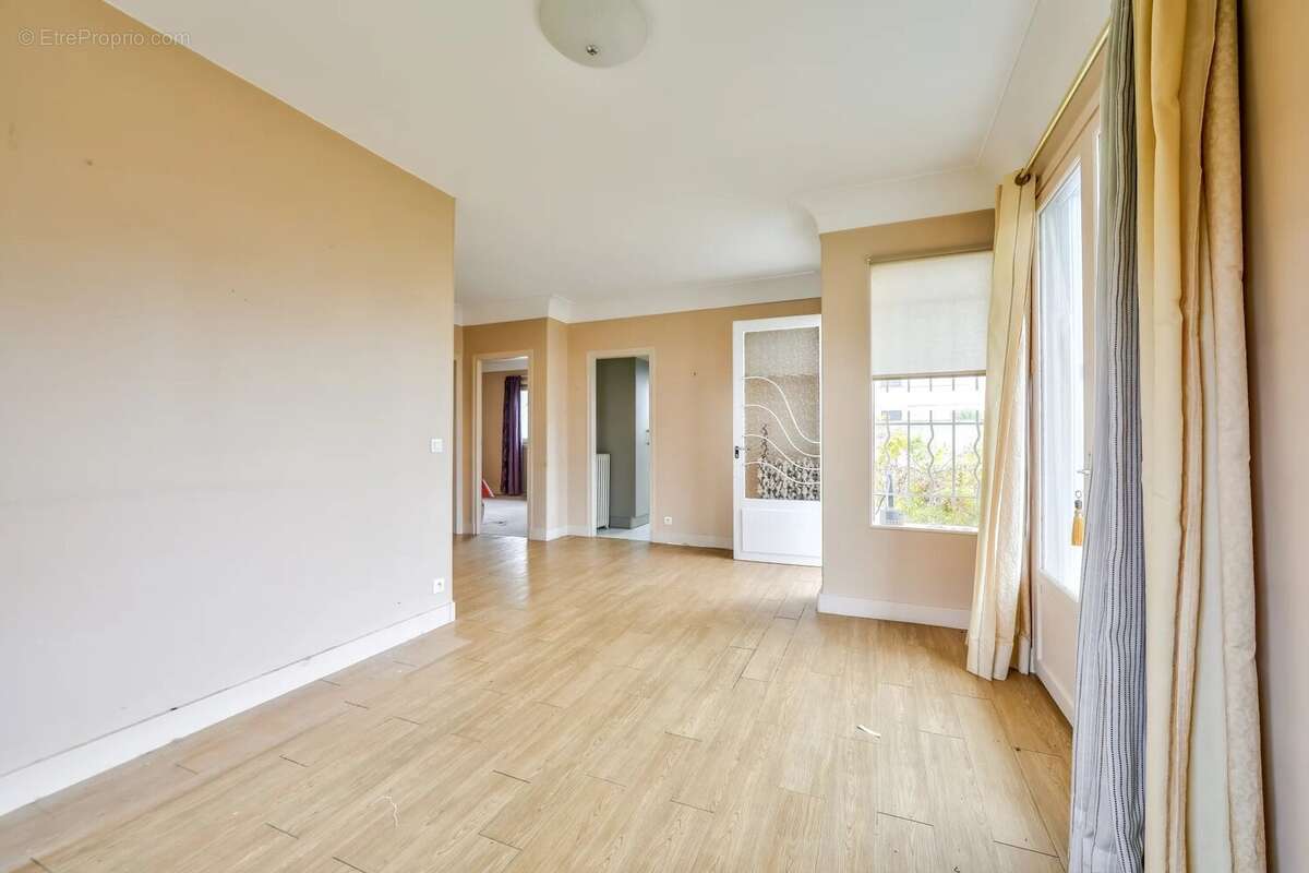 Maison à CROISSY-SUR-SEINE