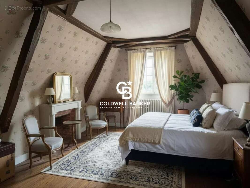 Maison à SAINT-CYR-SUR-LOIRE