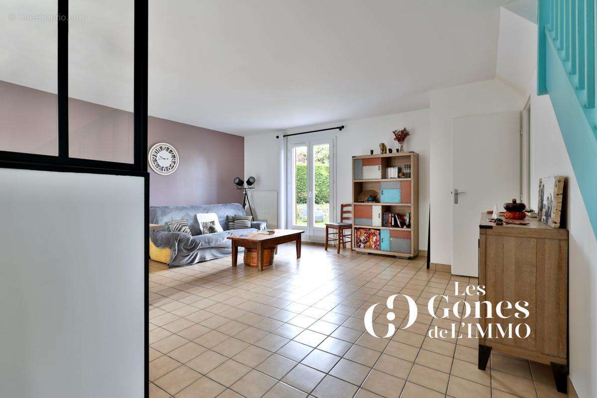 Maison à MARCY-L&#039;ETOILE