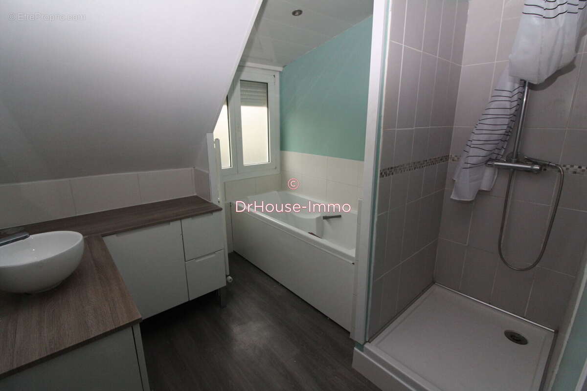 Maison à BRUAY-LA-BUISSIERE