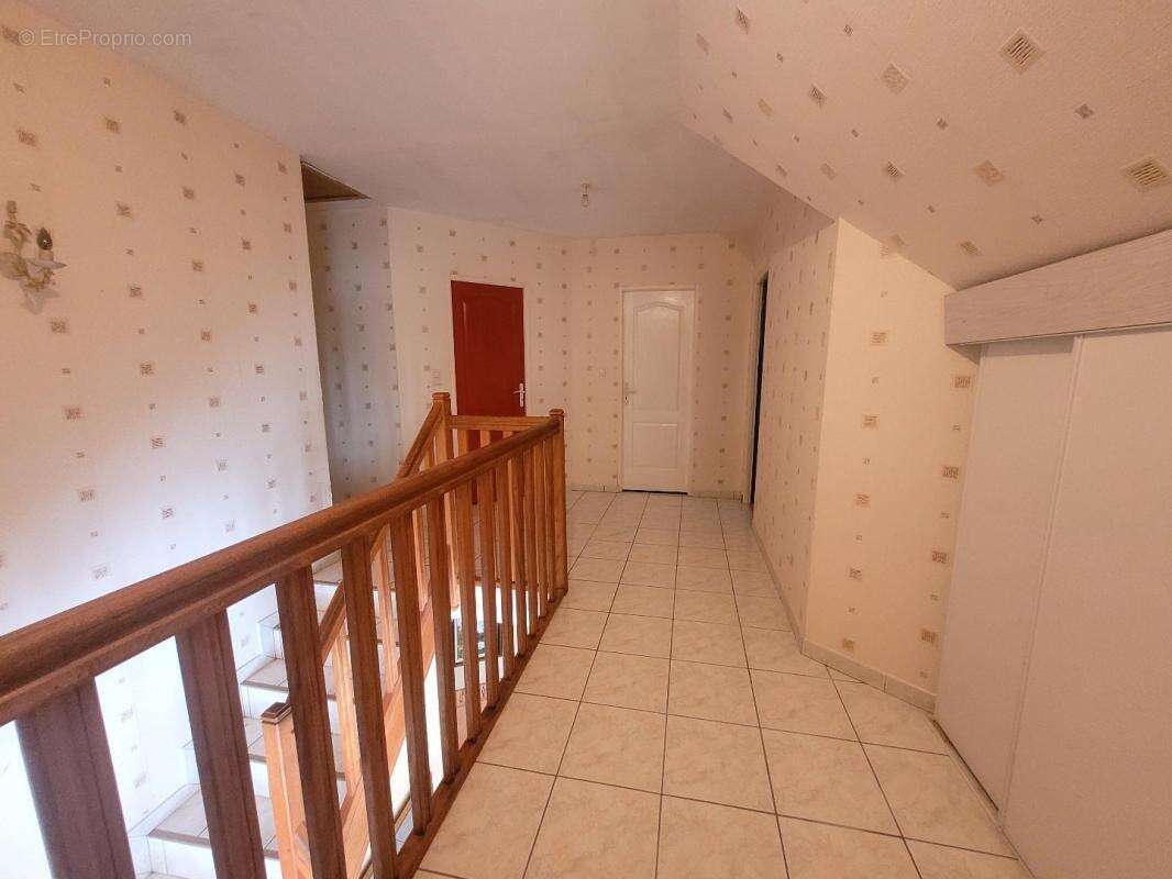 Maison 200 m² à Cuverville  - photo 8