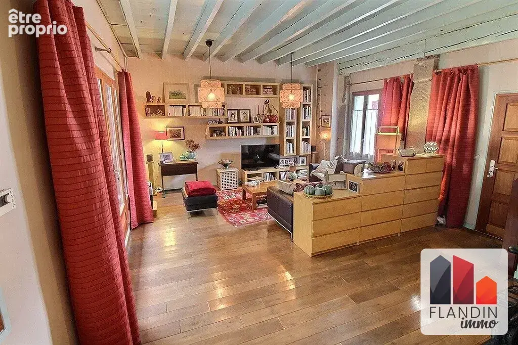 Maison 8 pièces 232 m² à vendre à Grigny (69520) - photo 4