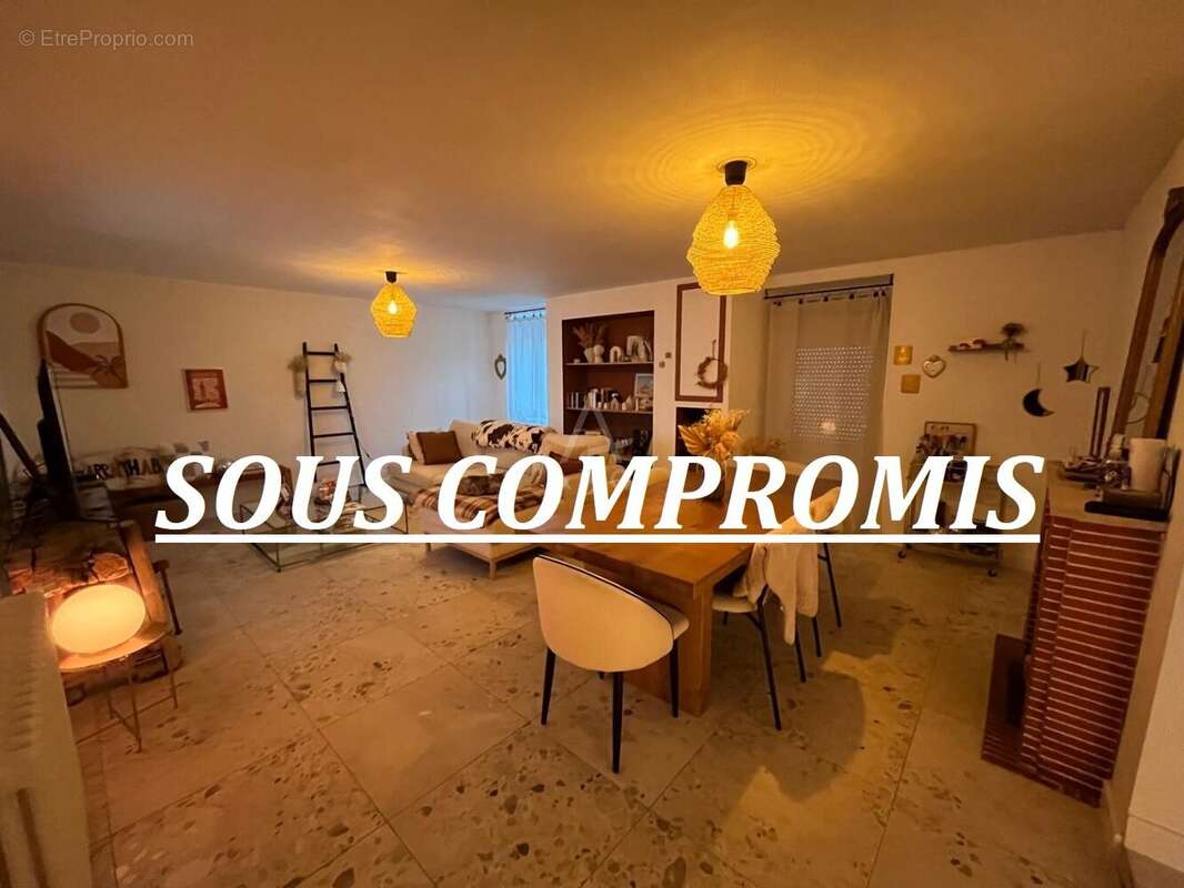 Maison à LES BROUZILS