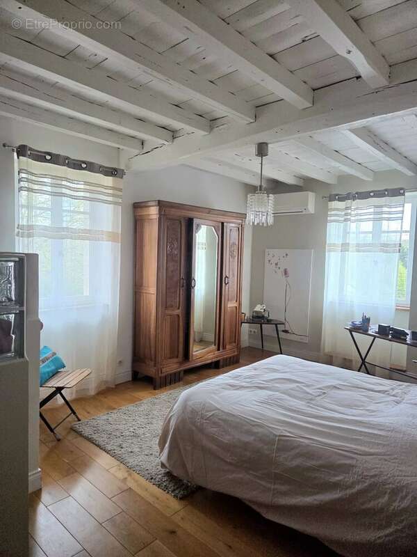 Maison à CASTELNAU-DE-MONTMIRAL