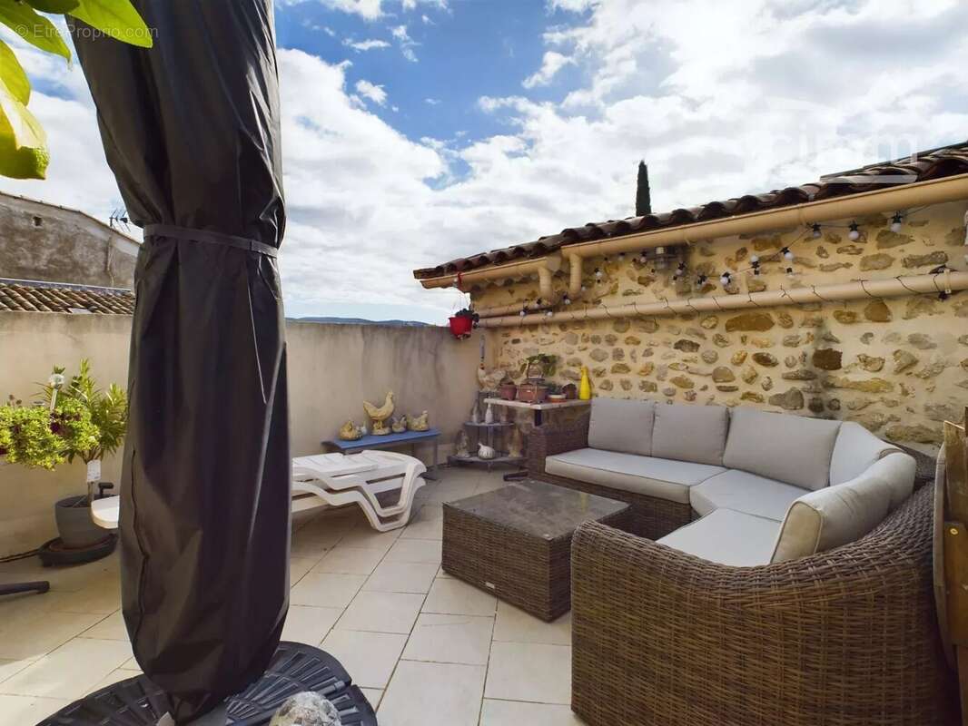 Maison de village de 134m² entièrement rénovée - photo 7