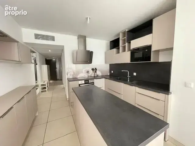 Ales - les jardins de babylone - appartement t3 - 81.20 m2 - garage - terrasse. - photo 4