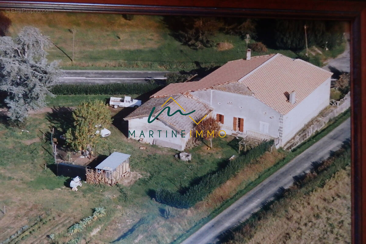 Maison à TAILLECAVAT
