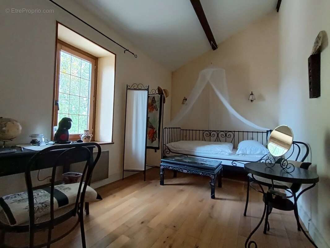 Charmante maison avec piscine et maison d'amis, proche Maillezais - photo 10