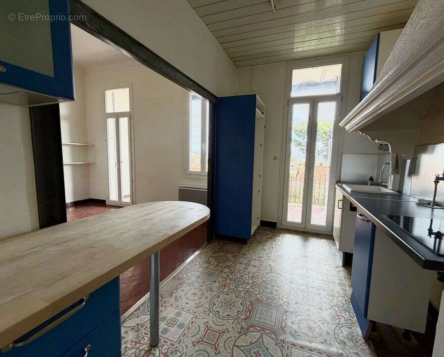 Appartement à MARSEILLE-8E