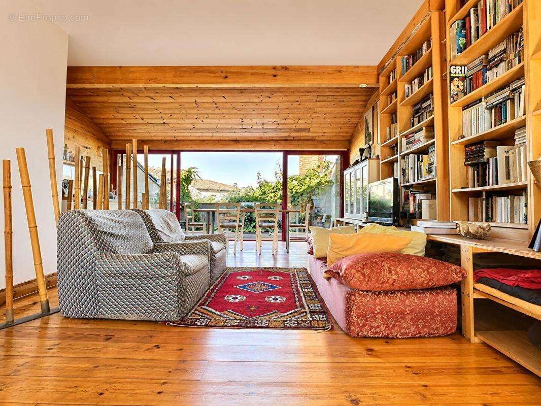 Vente Maison 110m2 BORDEAUX (33800) - photo 3