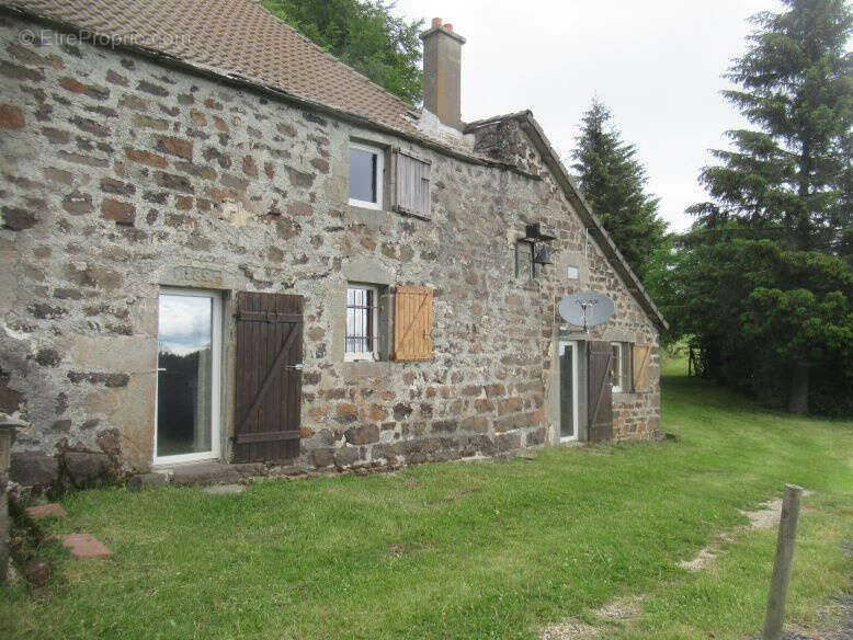 Ferme authentique indépendante avec terrain attenant - photo 2