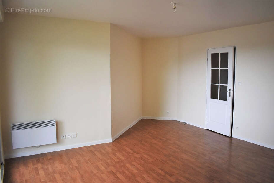 Appartement à ROMILLE