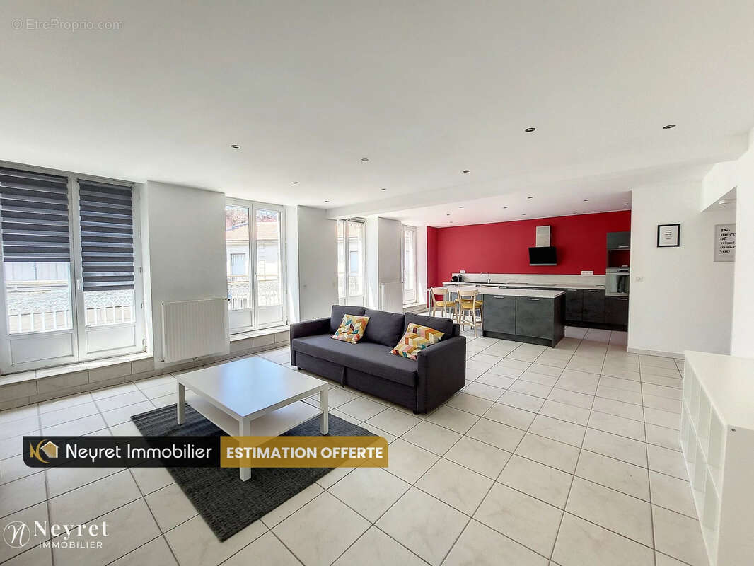 Appartement à SAINT-ETIENNE