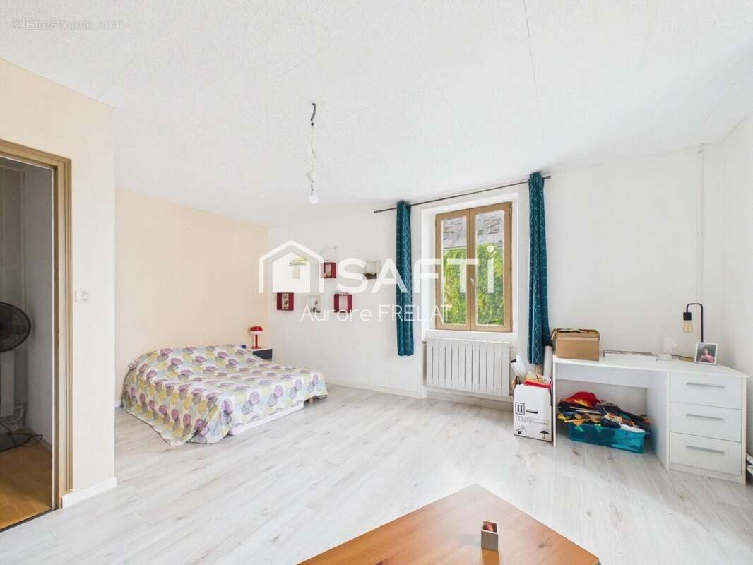 Maison 160 m² à Bournan  - photo 9
