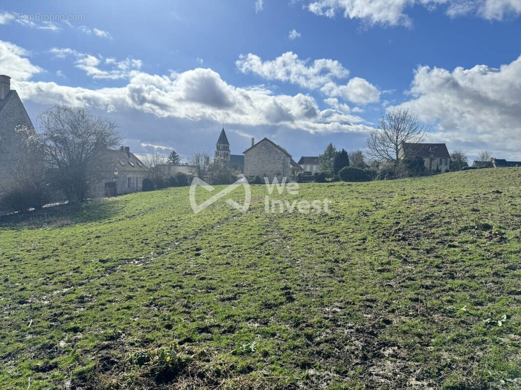 Terrain à VILLERS-COTTERETS